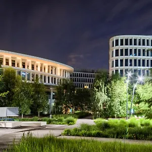 Sound Garden Airport Отель
